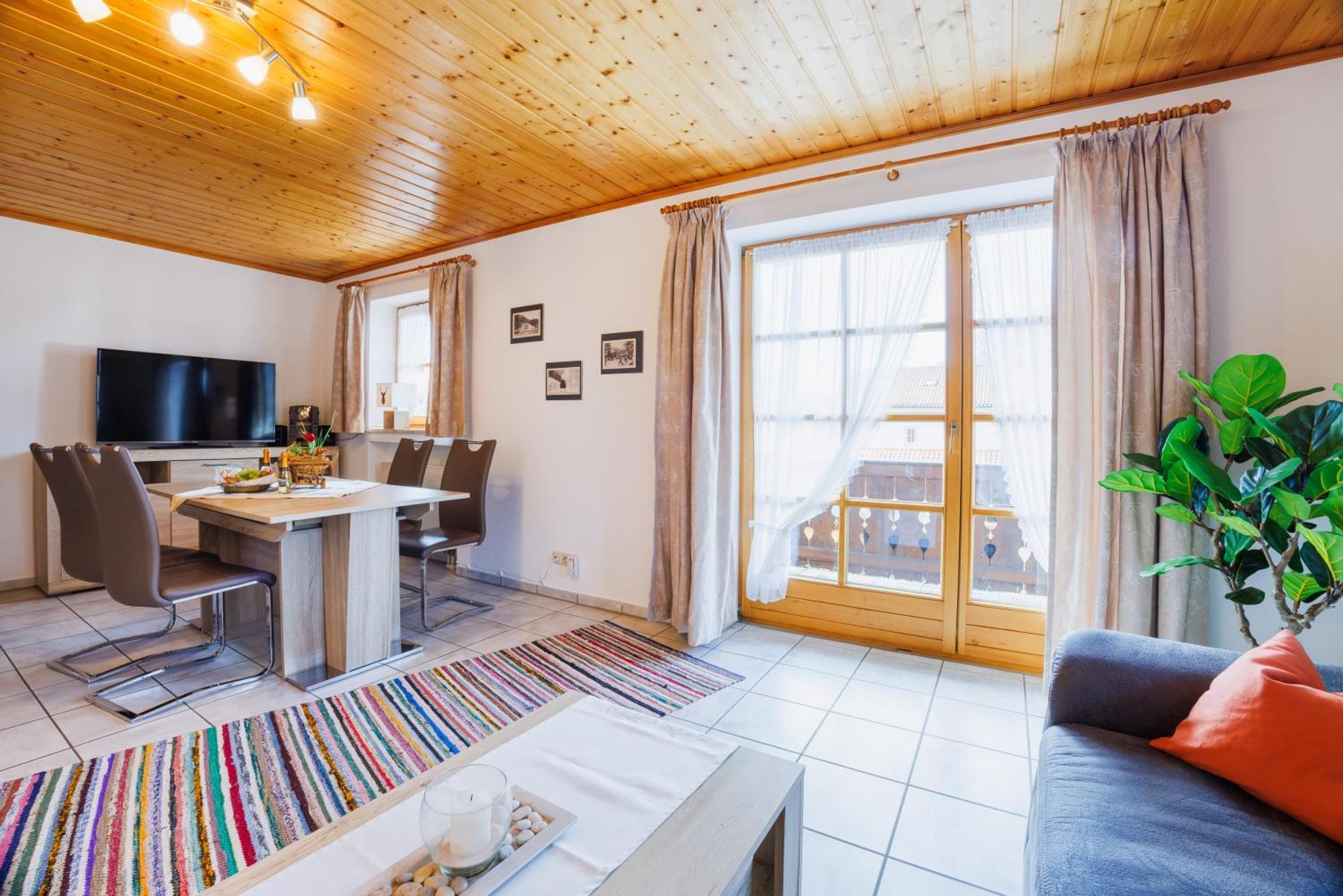 Ferienwohnung Kloepping Inkl. Chiemgaukarte 루폴딩 외부 사진